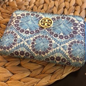 Tory burch keychain wallet